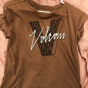 Volcom semicrop shirt